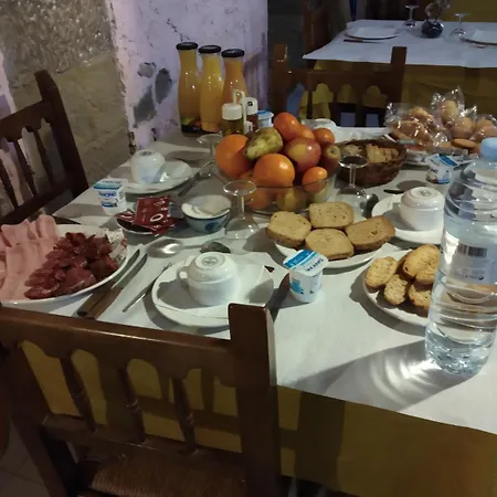 Guara-altaoja-yaso Landhuis *